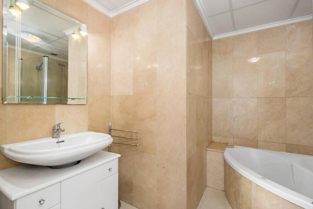 A Beautiful 2 Bedroom Townhouse - Las Cerezas Ciudad Quesada Buitenkant foto